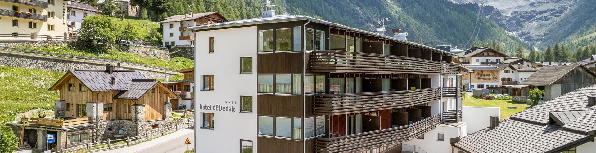 hotel-cevedale-sommer-exterior-07